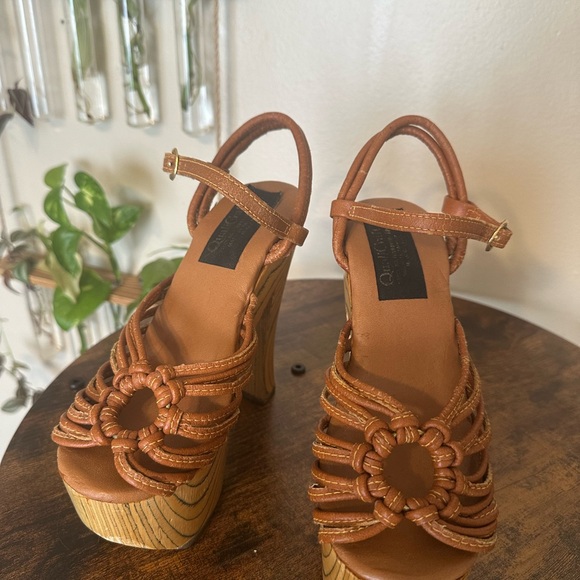 Vintage platforms. - Picture 4 of 8